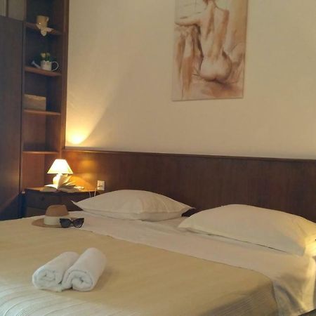 House Nede Medic Otel Brela Dış mekan fotoğraf
